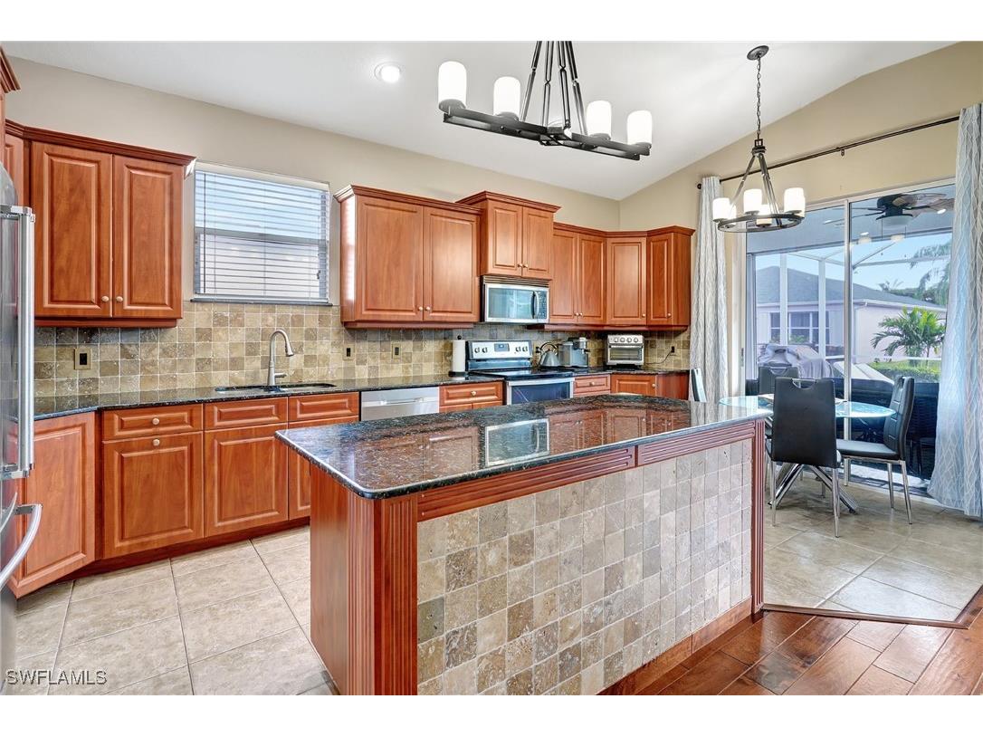 1741 Emerald Cove Circle Cape Coral FL 33991 225015343 image16