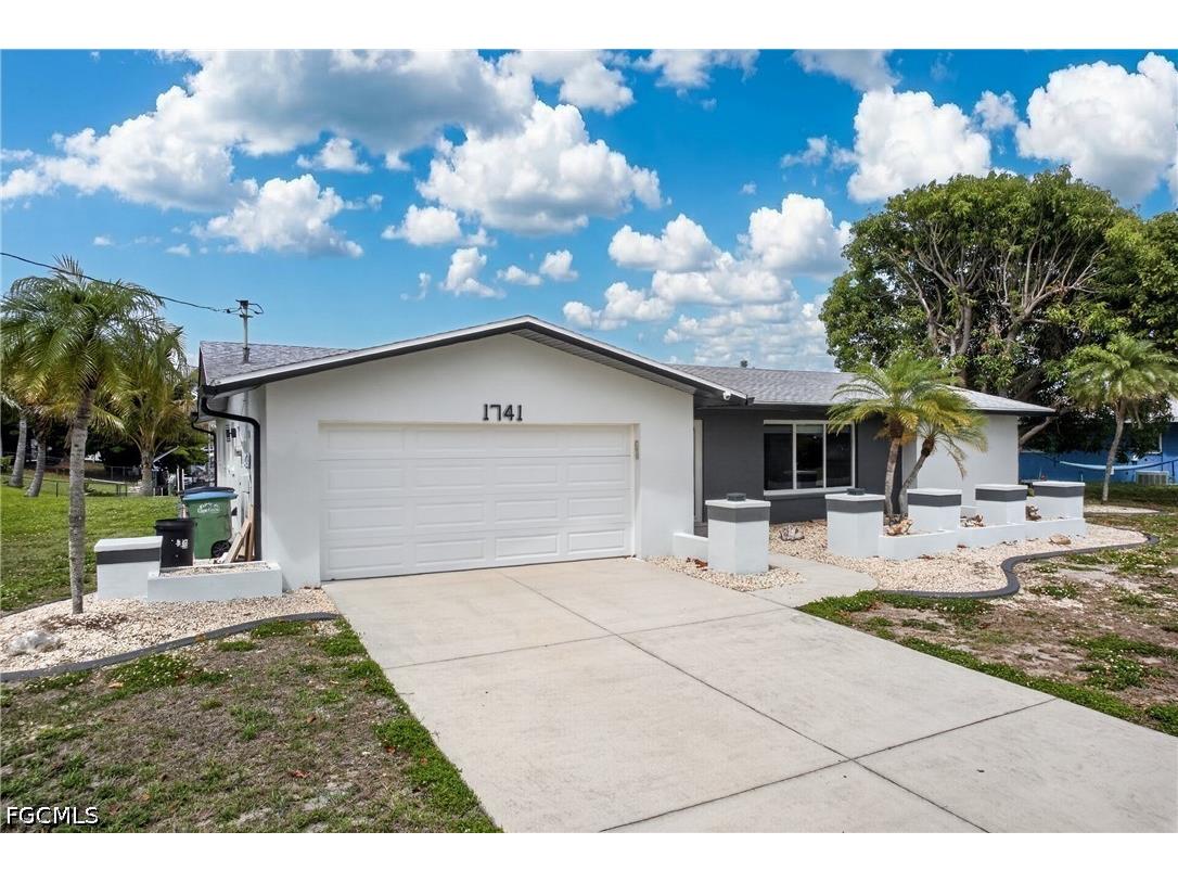 1741 SE 29th Lane Cape Coral FL 33904 2026016453 image1