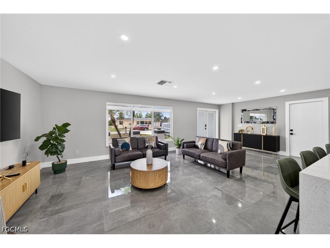 1741 SE 29th Lane Cape Coral FL 33904 2026016453 image12