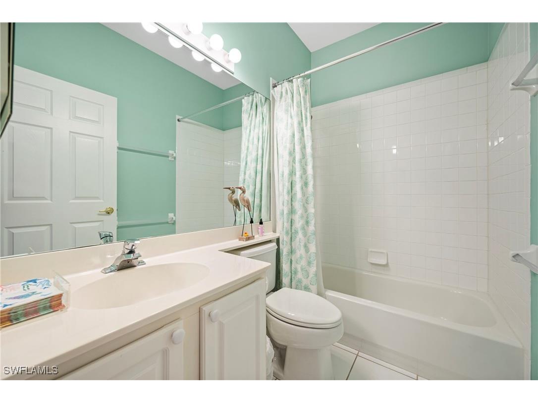 1742 Marsh Run Naples FL 34109 225078723 image12