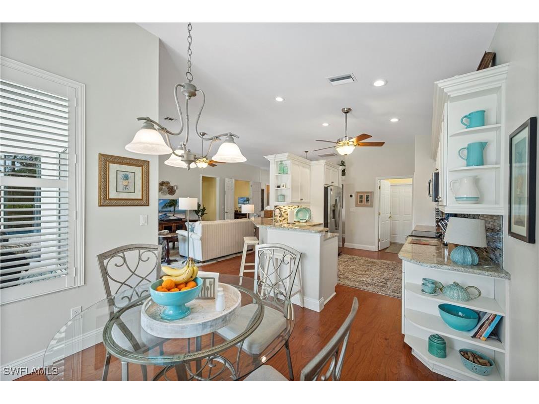 1742 Marsh Run Naples FL 34109 225078723 image17