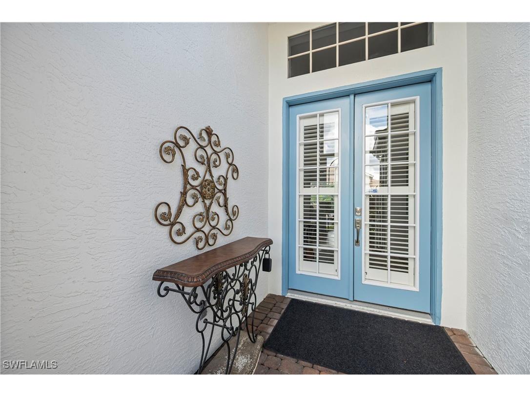 1742 Marsh Run Naples FL 34109 225078723 image2