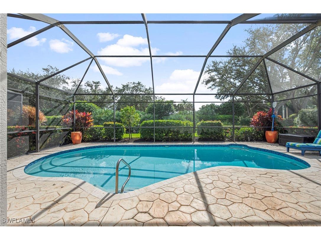 1742 Marsh Run Naples FL 34109 225078723 image25