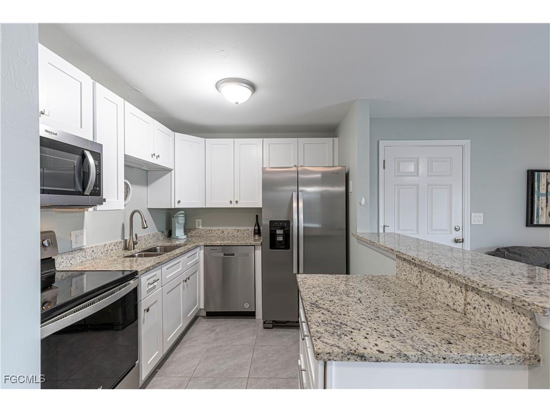 17421 Birchwood Lane #3 Fort Myers FL 33908 2025022183 image14