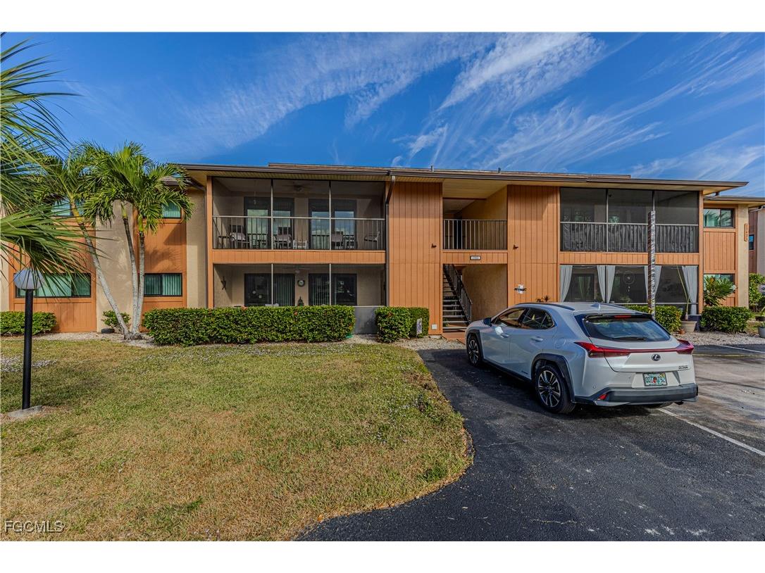 17421 Birchwood Lane #3 Fort Myers FL 33908 2025022183 image7