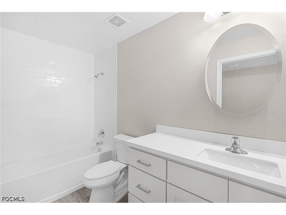 17422 Birchwood Lane #4 Fort Myers FL 33908 2026013778 image11