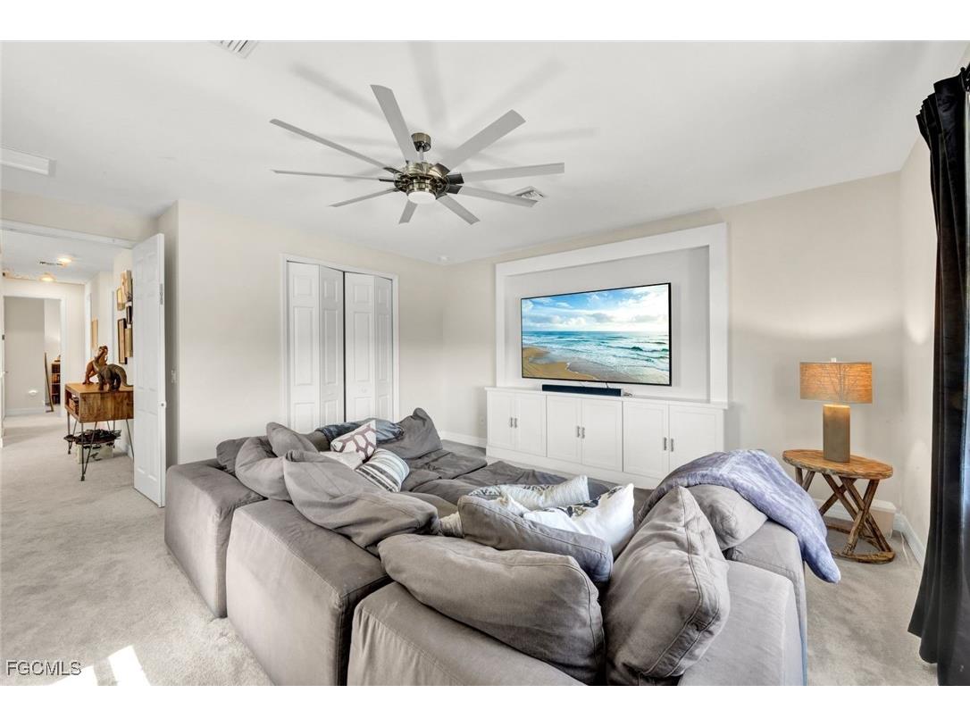 17422 Elkgrove Lane Estero FL 33928 2025024881 image16