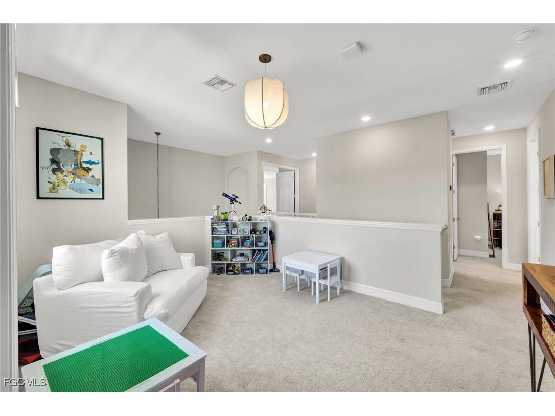 17422 Elkgrove Lane Estero FL 33928 2025024881 image19