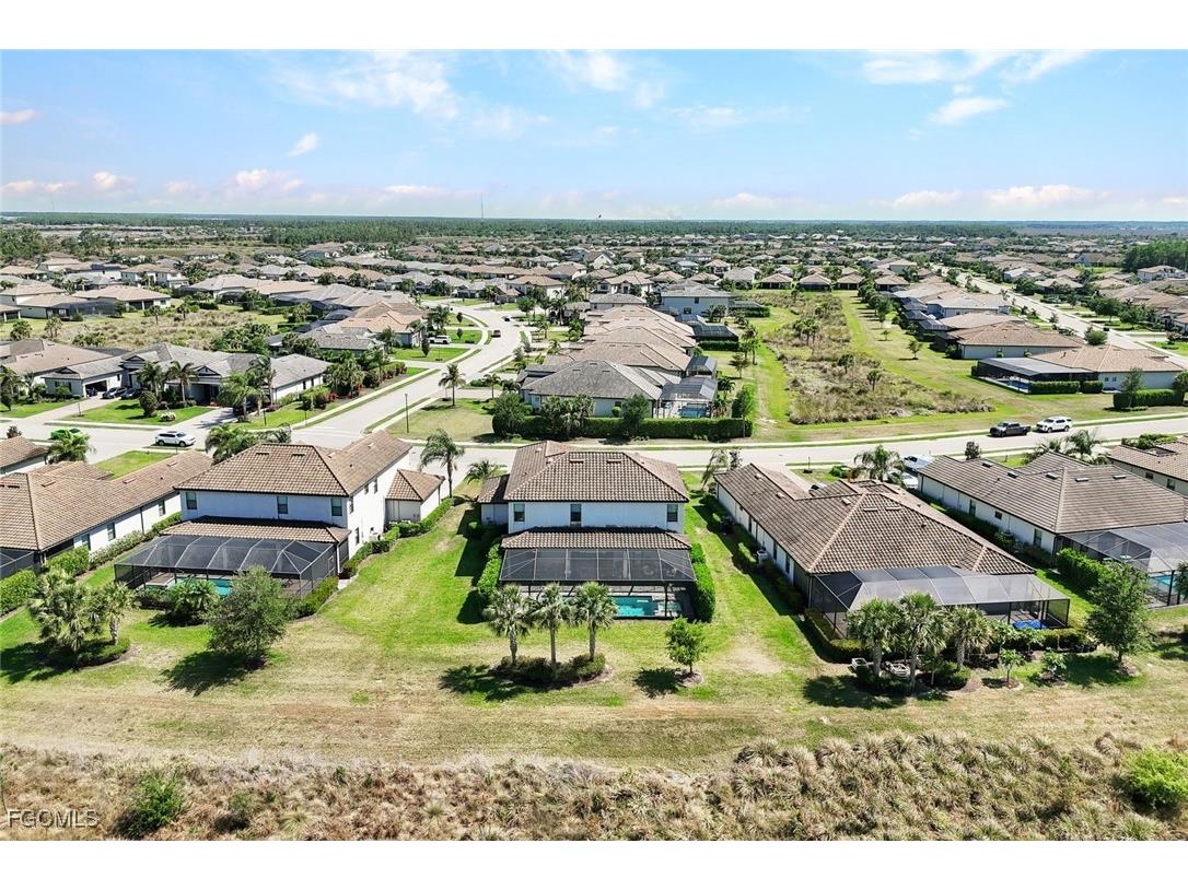 17422 Elkgrove Lane Estero FL 33928 2025024881 image41