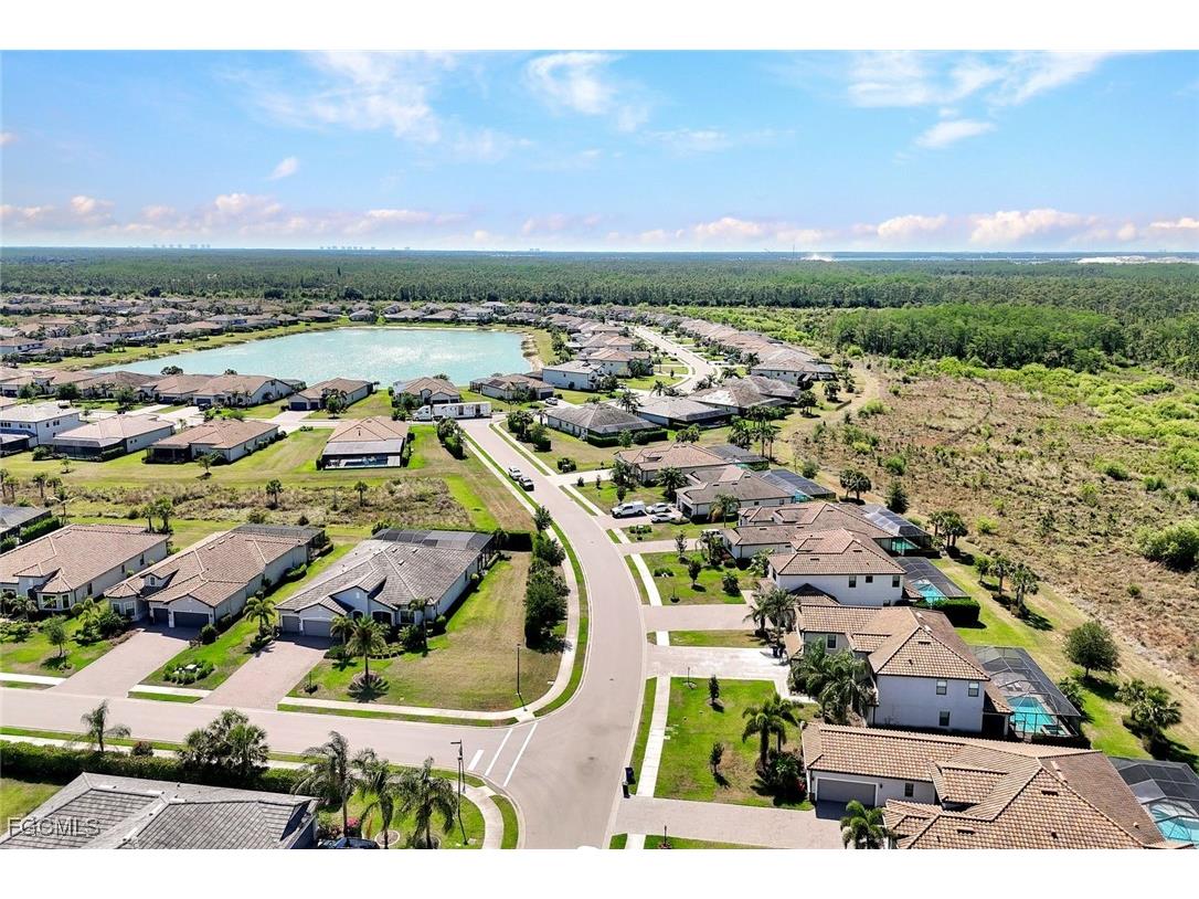17422 Elkgrove Lane Estero FL 33928 2025024881 image42