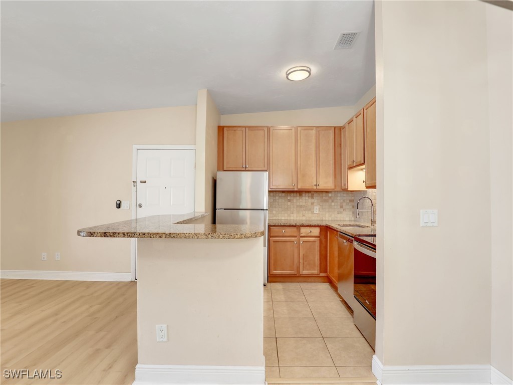 17426 Birchwood Lane #16 Fort Myers FL 33908 225036327 image5