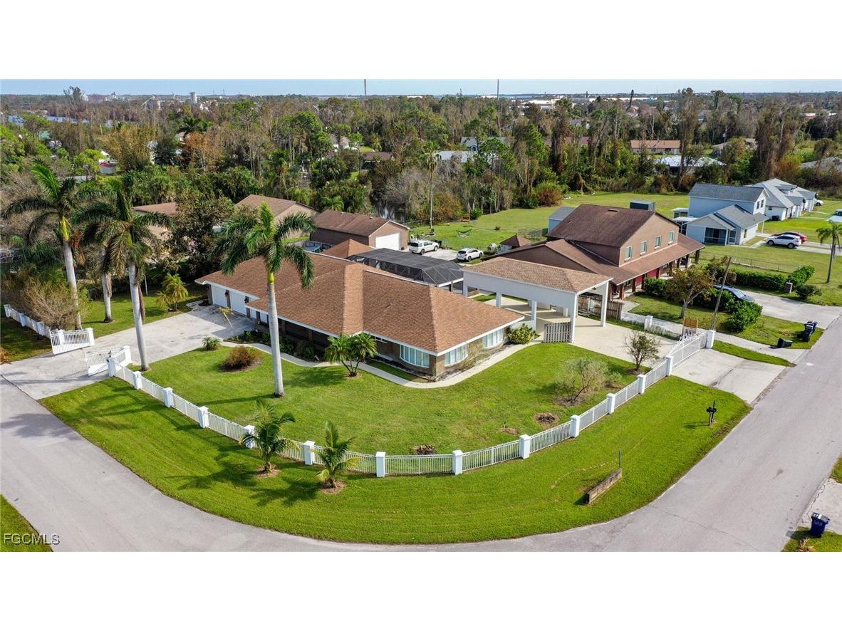 17435 W Carnegie Circle Fort Myers FL 33967 2025018533 image1