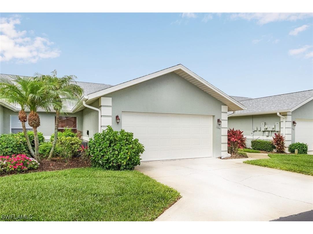 1744 Royal Circle #1102 Naples FL 34112 223026378 image1