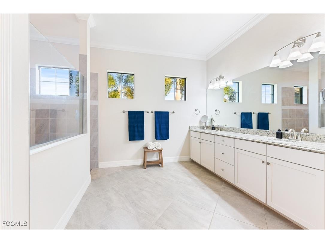 17441 Elkgrove Lane Estero FL 33928 2025014422 image11