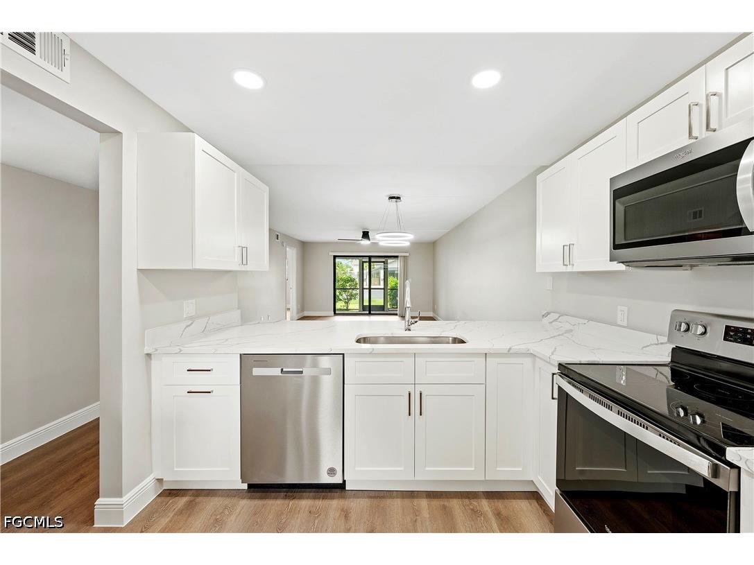 17452 Overhill Drive #B Fort Myers FL 33908 2026020580 image15