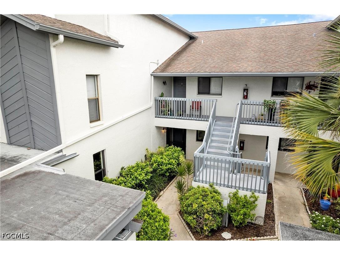 17452 Overhill Drive #B Fort Myers FL 33908 2026020580 image4