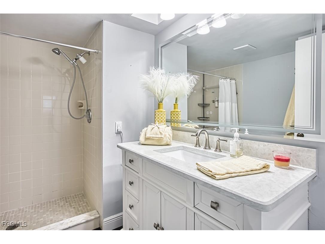 17452 Woodland Trace #F Fort Myers FL 33908 2025009580 image7