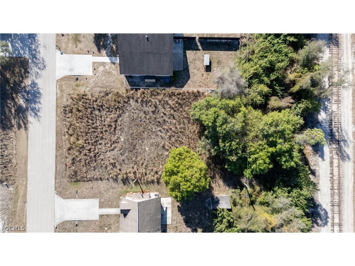 17454/456 Dumont Drive Fort Myers FL 33967 2026011857 image2