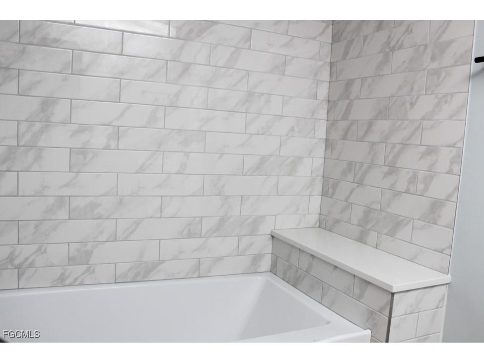 17456 Overhill Drive #C Fort Myers FL 33908 2025011324 image14