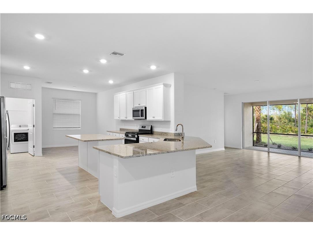 17458 Palmetto Pass Lane Punta Gorda FL 33982 2026020917 image2