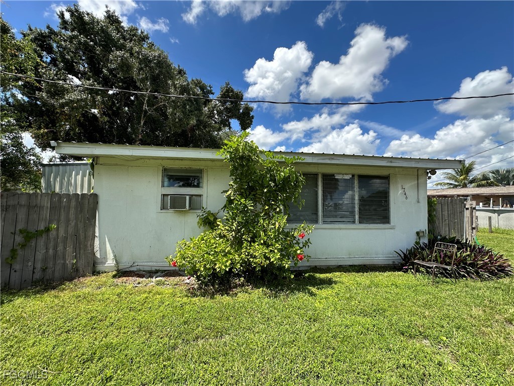 1746 Pacific Avenue North Fort Myers FL 33903 2025012257 image1