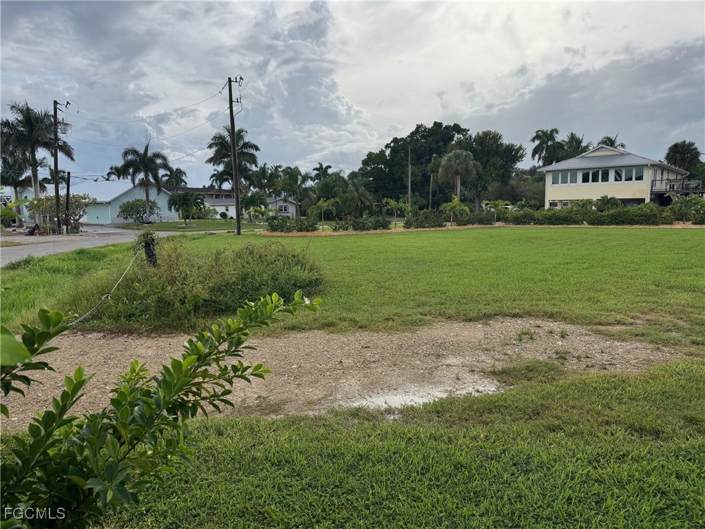 1746 Seafan Circle North Fort Myers FL 33903 2025014931 image2