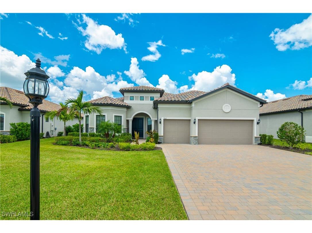 17462 Elkgrove Lane Estero FL 33928 225068731 image1