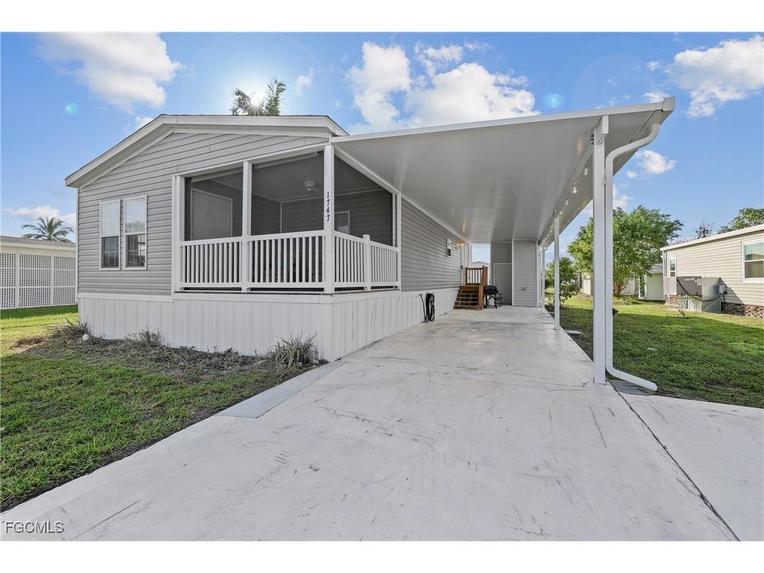 1747 Beverly Drive Naples FL 34114 2025013365 image1