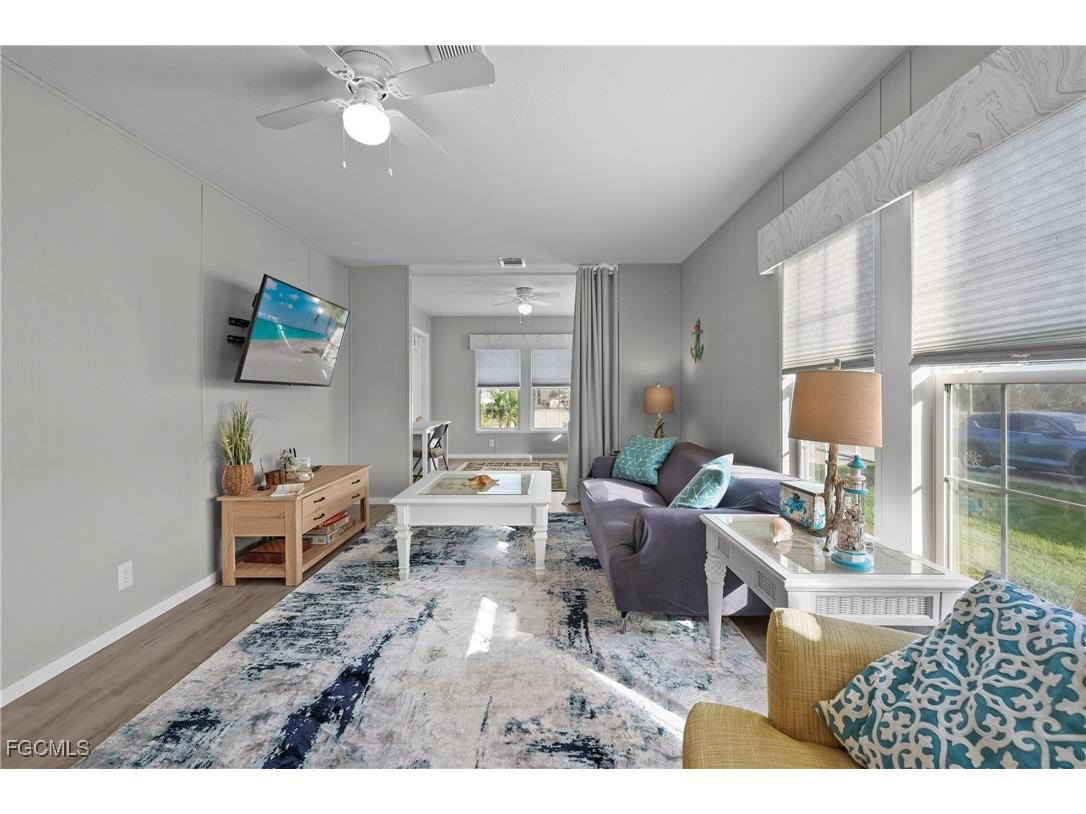 1747 Beverly Drive Naples FL 34114 2025013365 image11