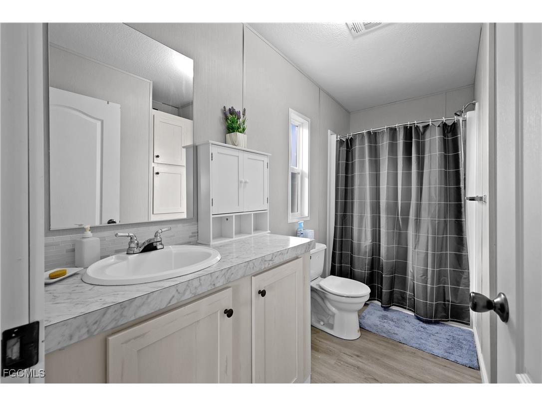 1747 Beverly Drive Naples FL 34114 2025013365 image23