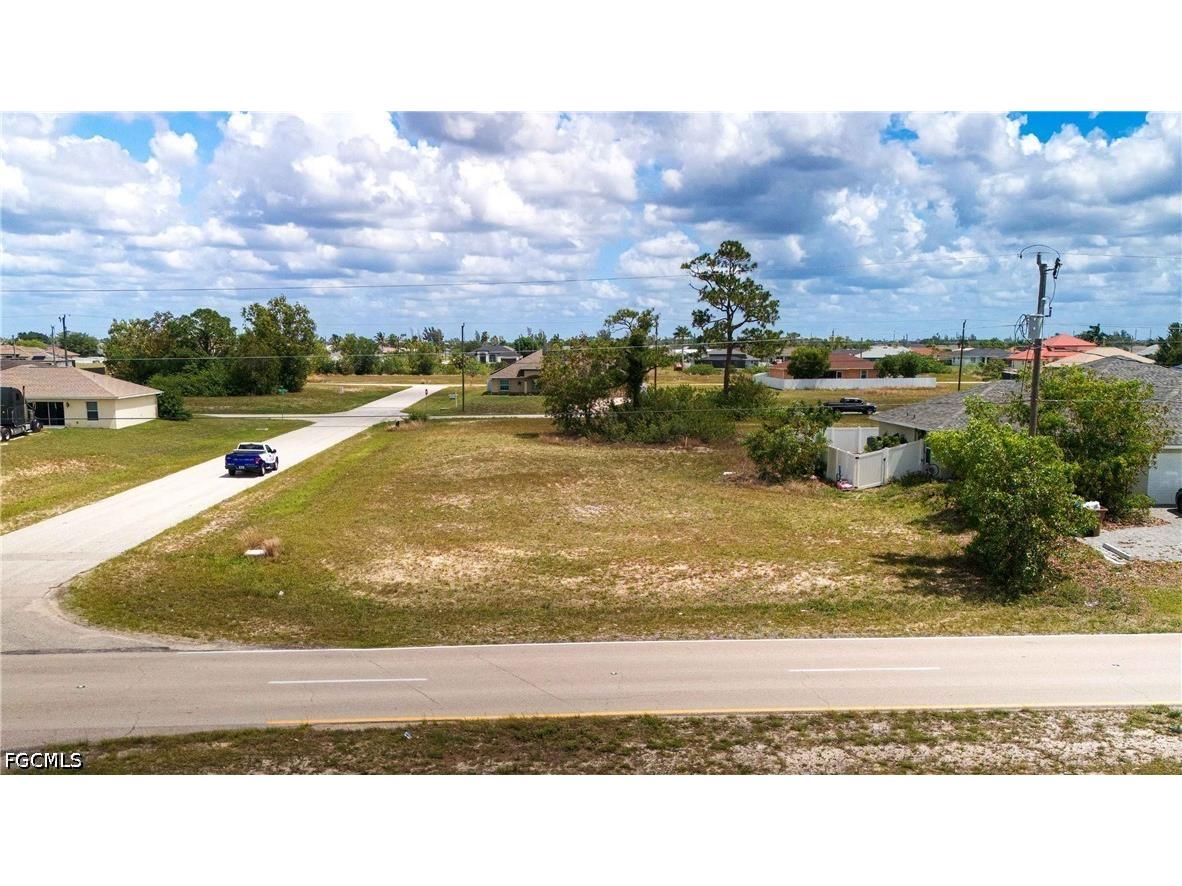 1747 Diplomat Parkway W Cape Coral FL 33993 2026022606 image1