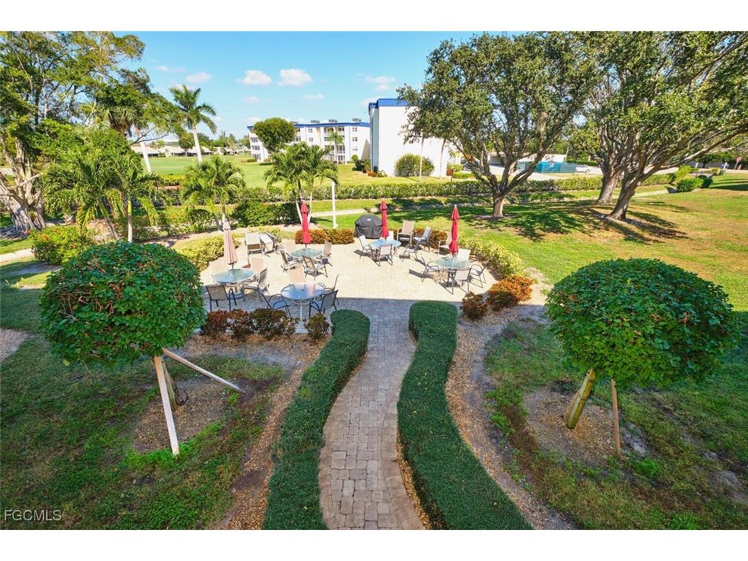 1747 Pebble Beach Drive #208 Fort Myers FL 33907 2025020354 image11
