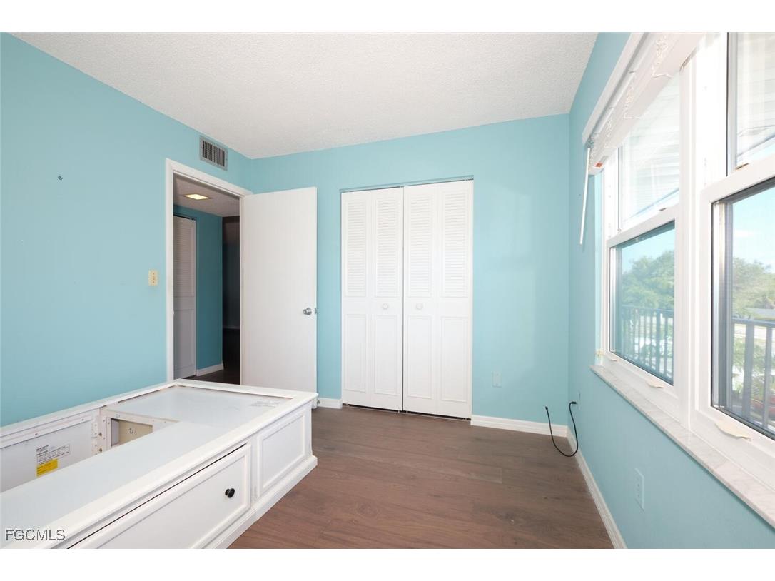 1747 Pebble Beach Drive #208 Fort Myers FL 33907 2025020354 image16