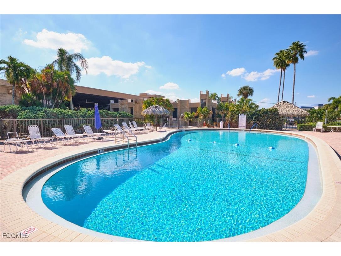 1747 Pebble Beach Drive #208 Fort Myers FL 33907 2025020354 image23