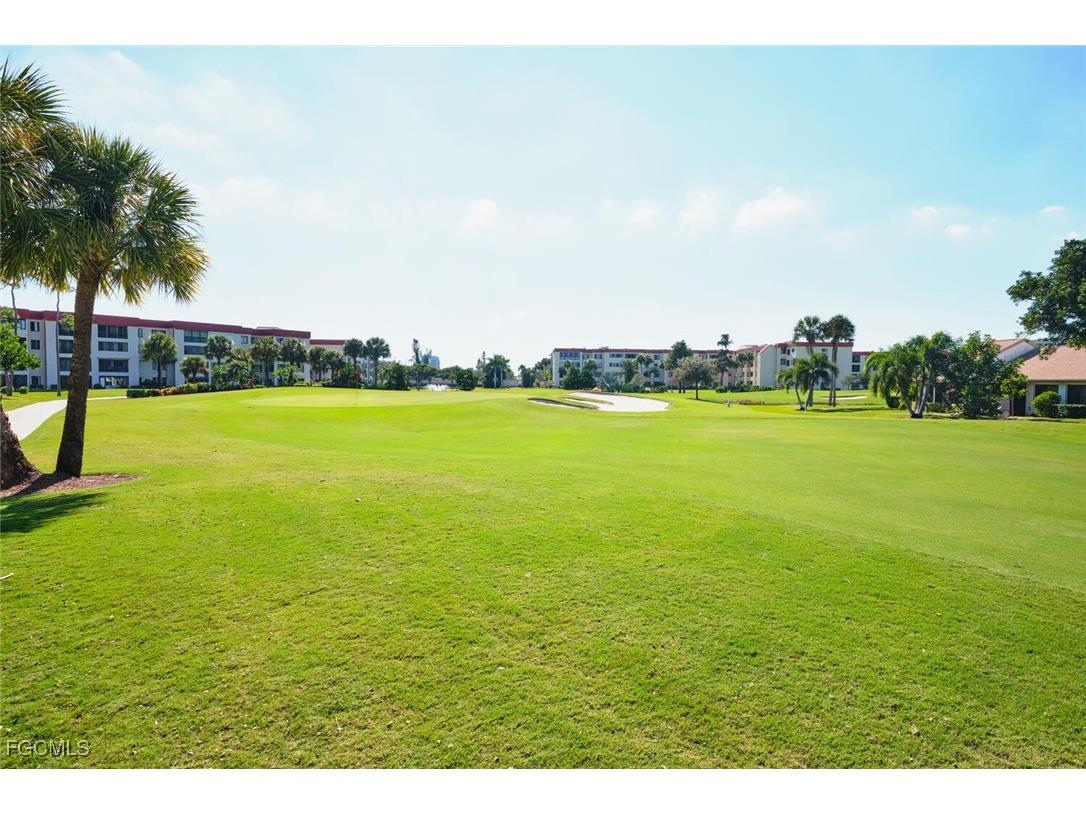 1747 Pebble Beach Drive #208 Fort Myers FL 33907 2025020354 image28