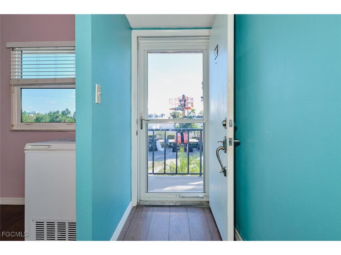 1747 Pebble Beach Drive #208 Fort Myers FL 33907 2025020354 image3