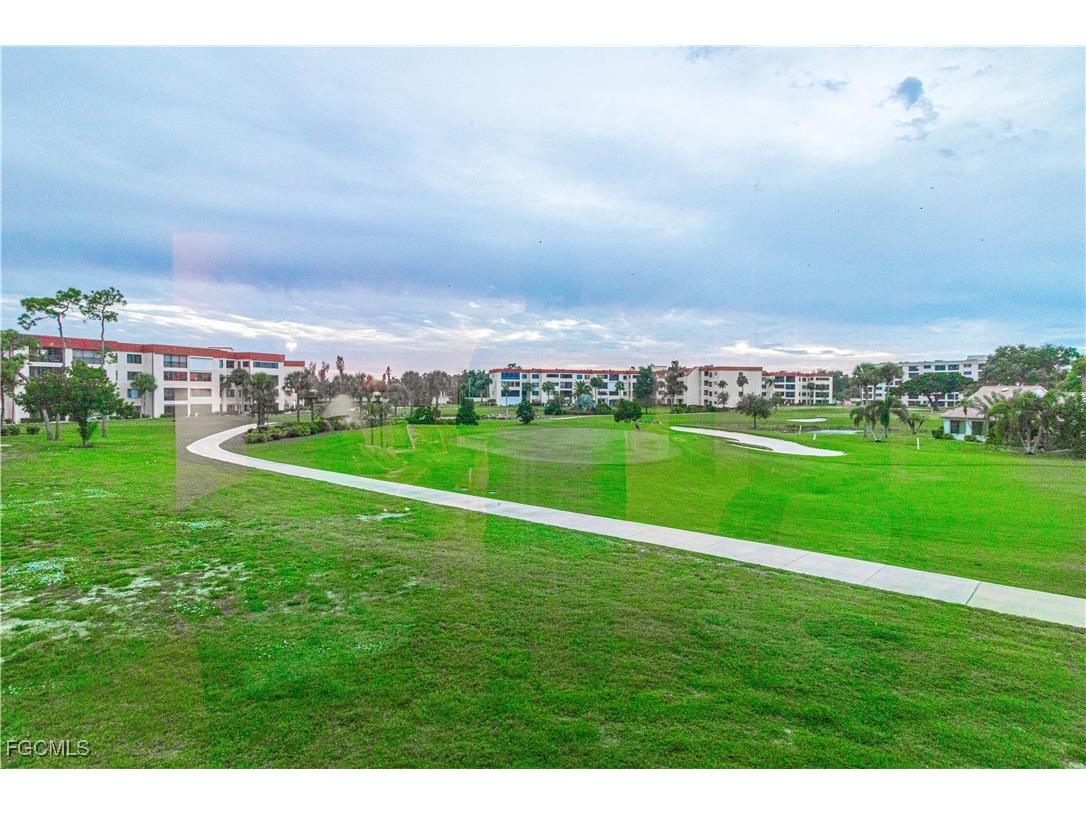 1747 Pebble Beach Drive #216 Fort Myers FL 33907 2025020828 image11