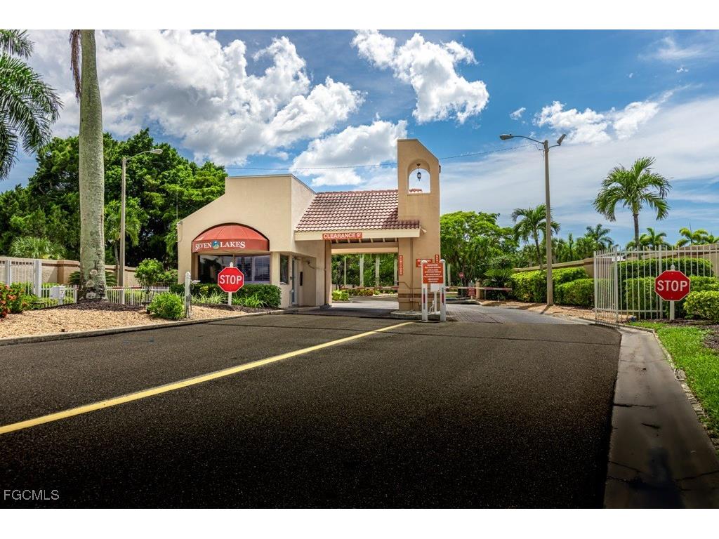 1747 Pebble Beach Drive #315 Fort Myers FL 33907 2025020848 image21