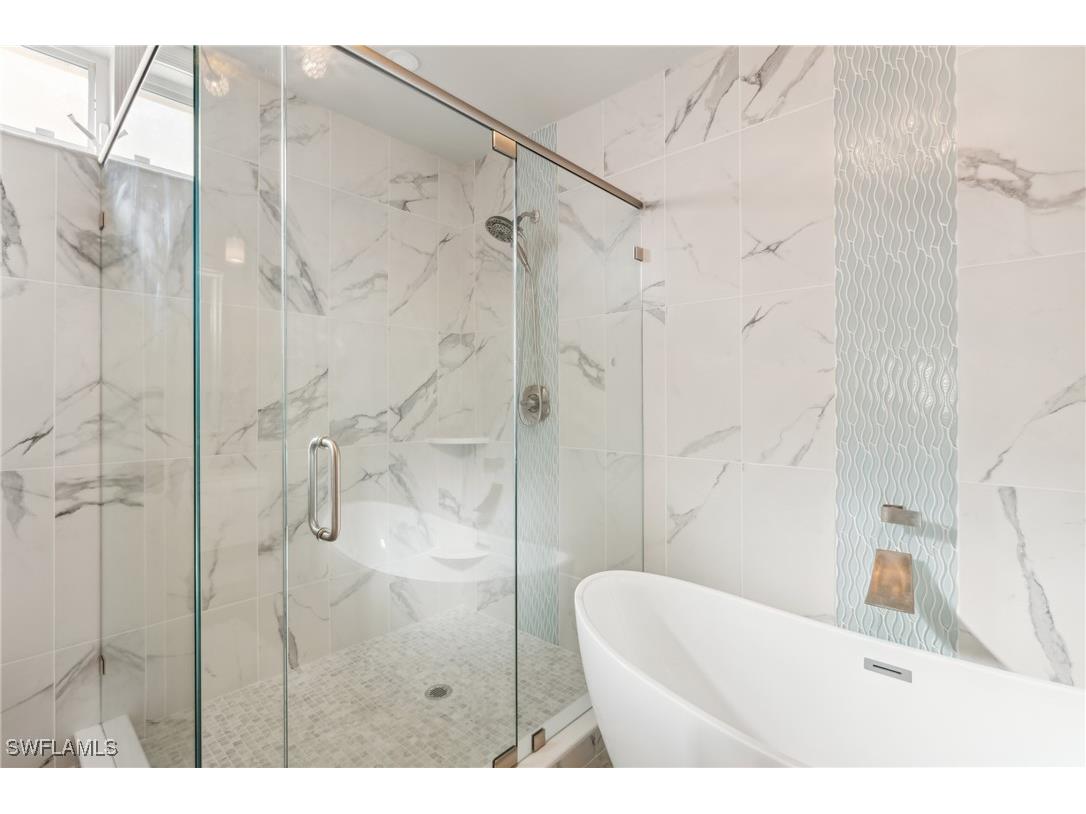 1747 Reuven Circle #1703 Naples FL 34112 224095316 image10