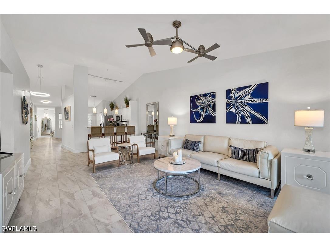 1747 Reuven Circle #4 Naples FL 34112 226013025 image8