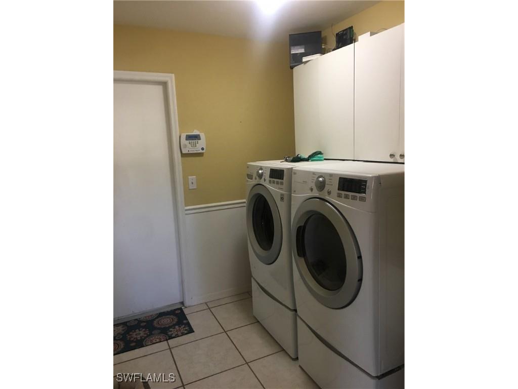 1747 Sandpiper Street #B Naples FL 34102 225079753 image18