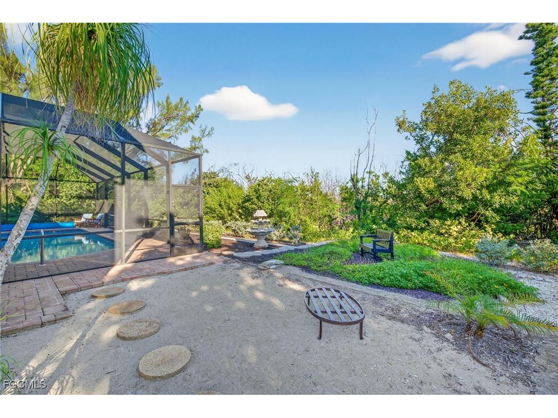 1747 Serenity Lane Sanibel FL 33957 2025017195 image39