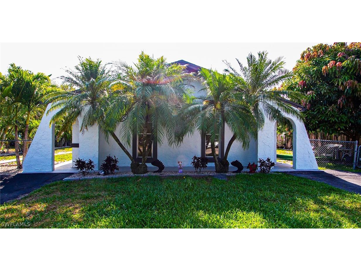 1748 48th Street SW Naples FL 34116 224045291 image1