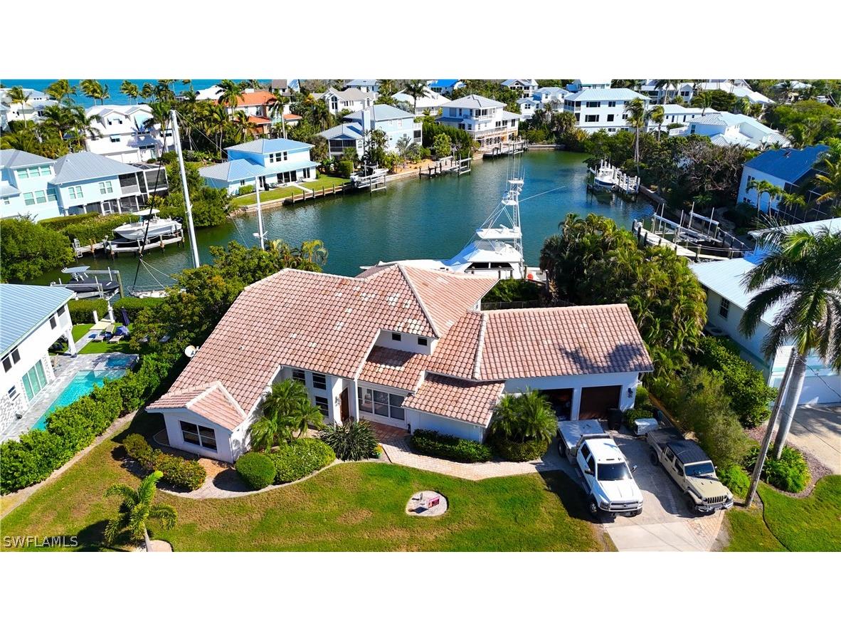 1748 Jewel Box Drive Sanibel FL 33957 226012580 image1