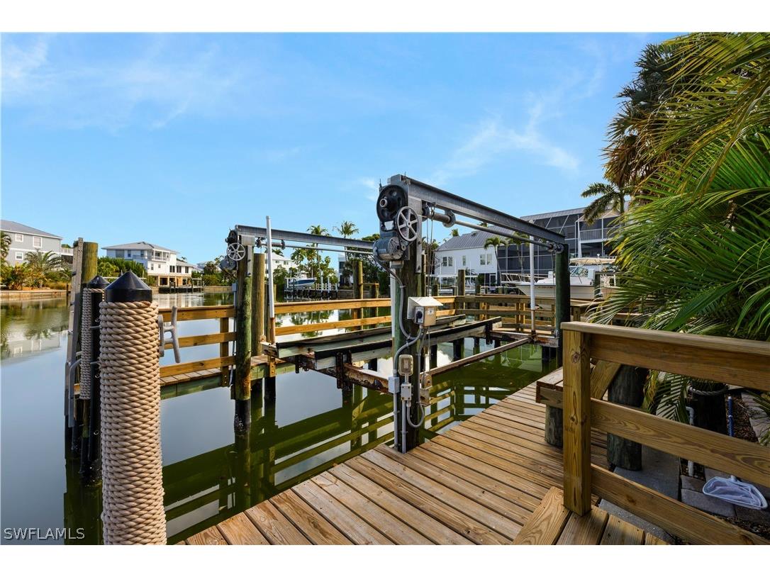 1748 Jewel Box Drive Sanibel FL 33957 226012580 image14