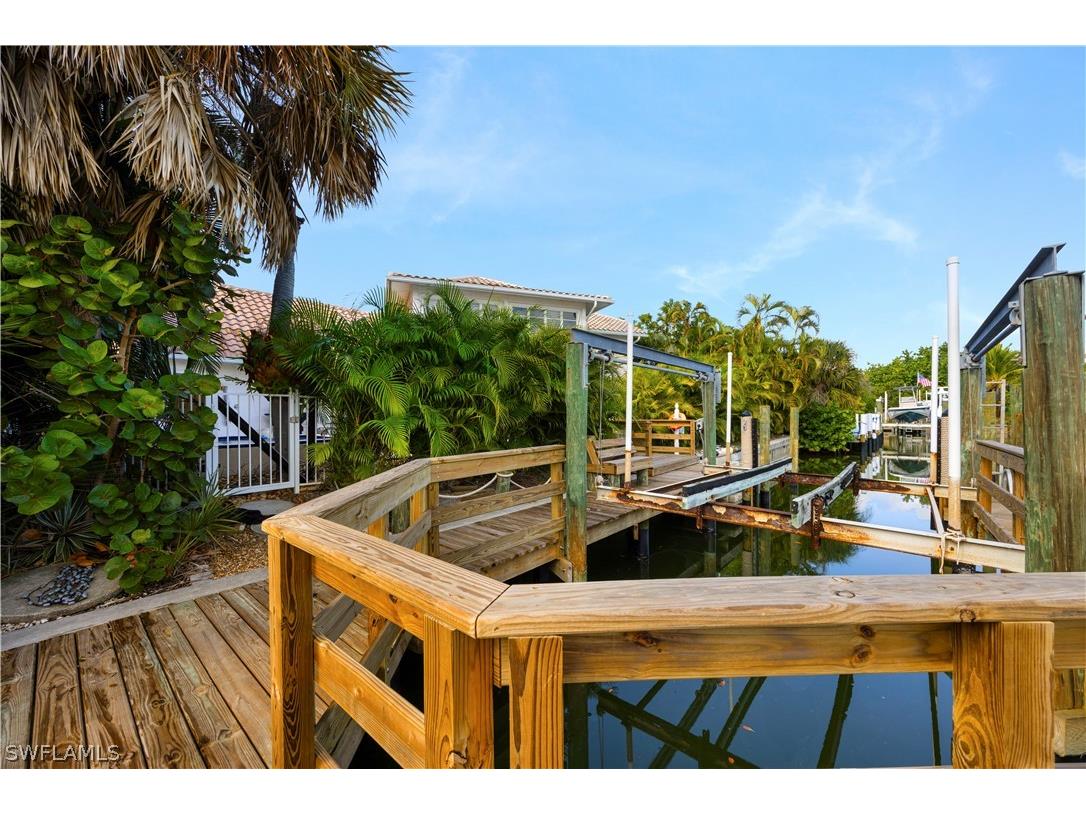 1748 Jewel Box Drive Sanibel FL 33957 226012580 image9