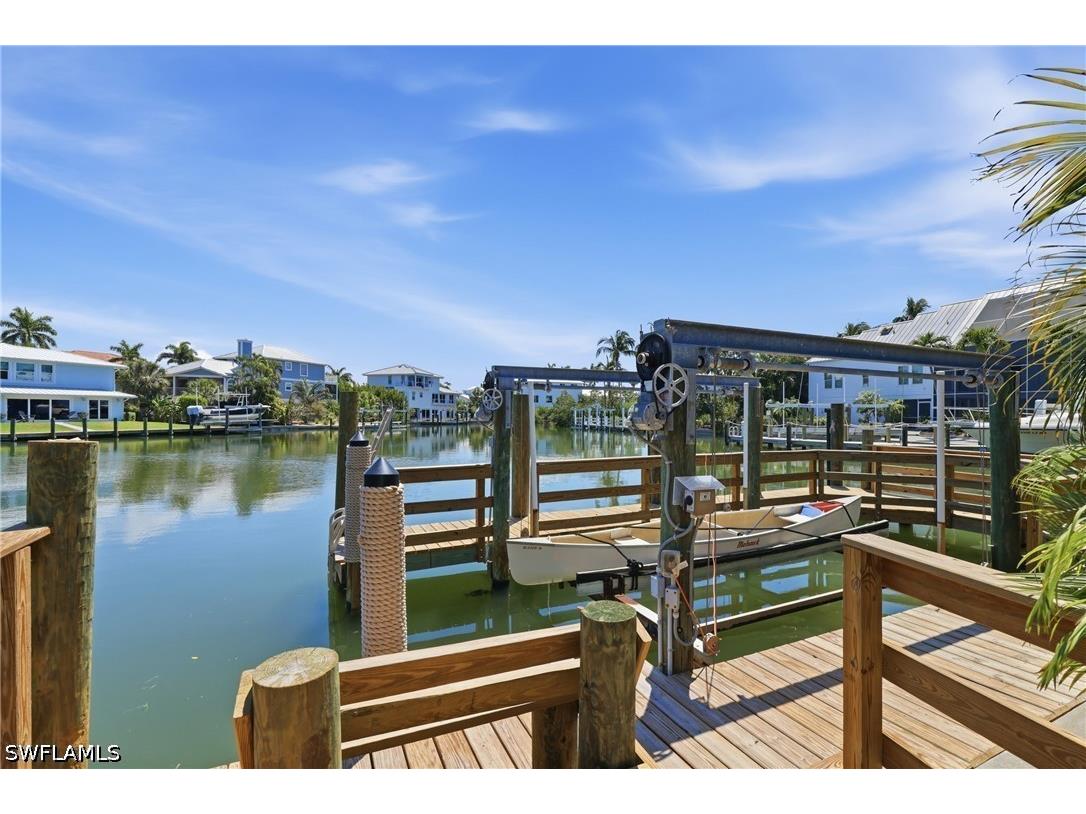 1748 Jewel Box Drive Sanibel FL 33957 226018906 image4