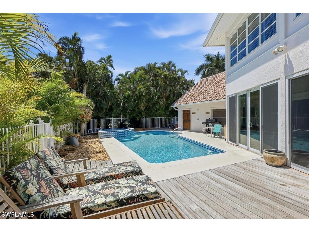 1748 Jewel Box Drive Sanibel FL 33957 226018906 image47