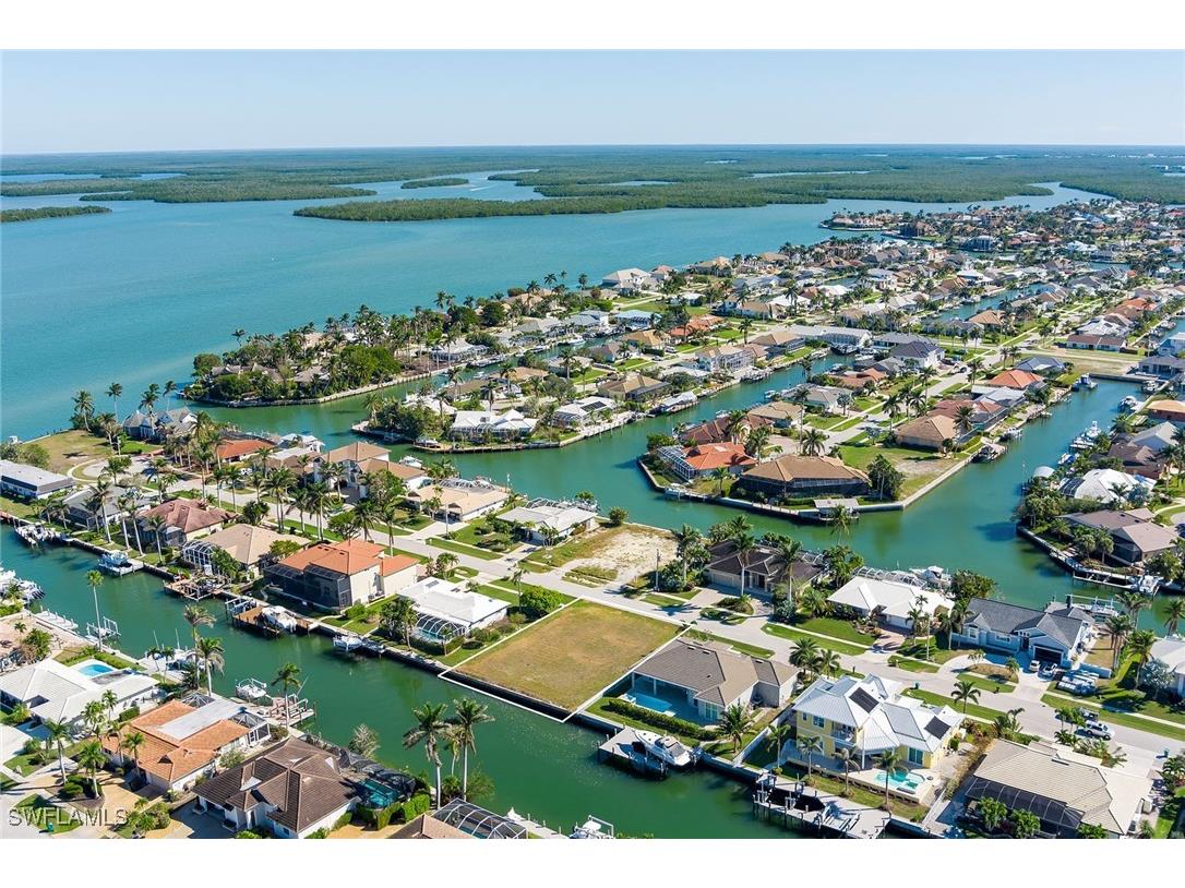 1748 Wavecrest Court Marco Island FL 34145 224086046 image2