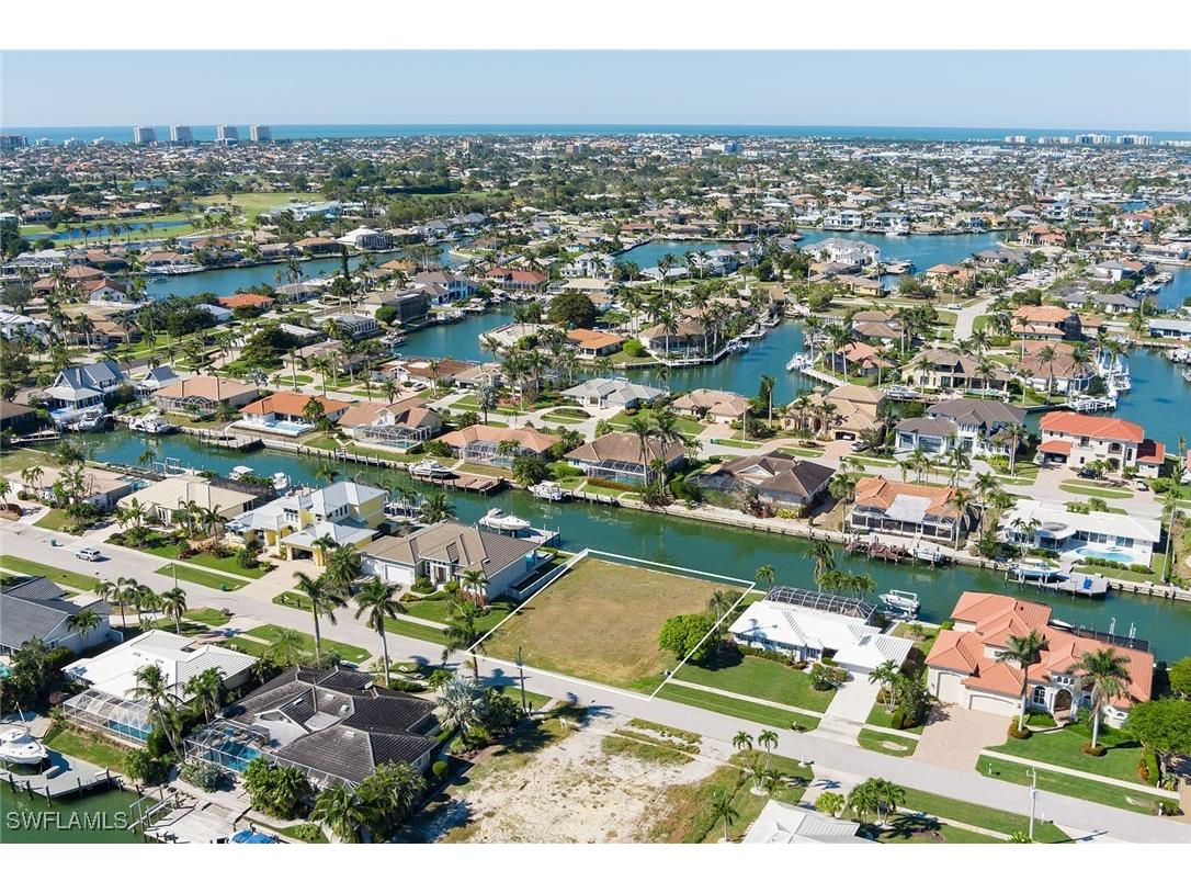 1748 Wavecrest Court Marco Island FL 34145 224086046 image7